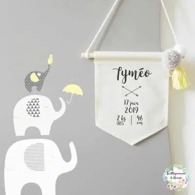 Fanion de naissance Yellow Dumbo 7 Fanion de naissance Yellow Dumbo personnalisé, fait main