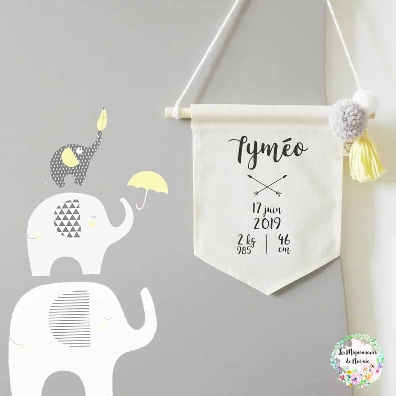 Fanion de naissance Yellow Dumbo 3 Fanion de naissance Yellow Dumbo personnalisé, fait main