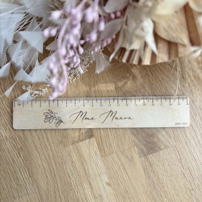règle en bois personnalisée