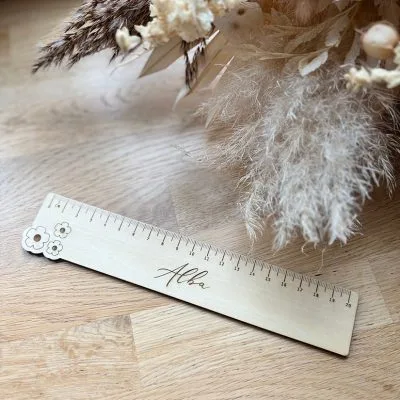 Règle en bois personnalisée –  Marguerite